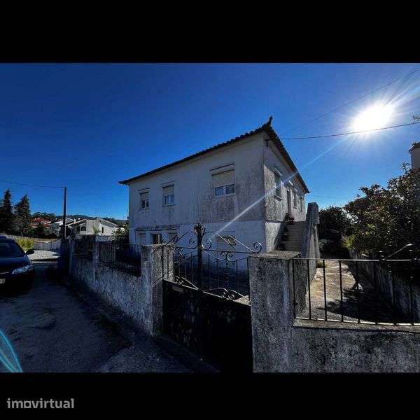 Moradia T3 em Alvarães - Grande imagem: 2/9
