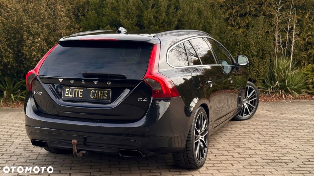 Volvo V60 D4 Geartronic Momentum - 4