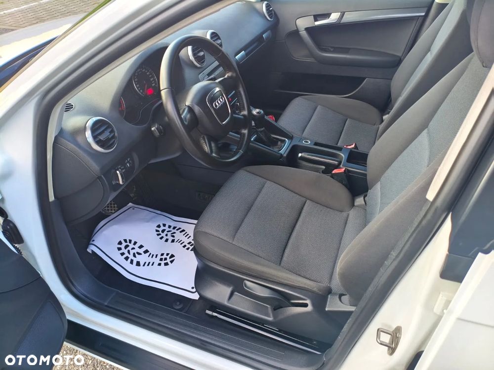 Audi A3 Sportback 1.4 TFSI Attraction - 24