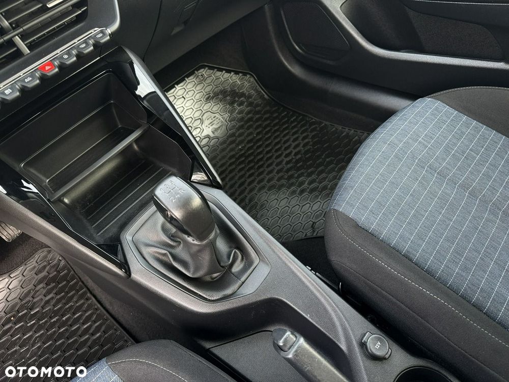 Peugeot 208 1.2 PureTech Like S&S - 19