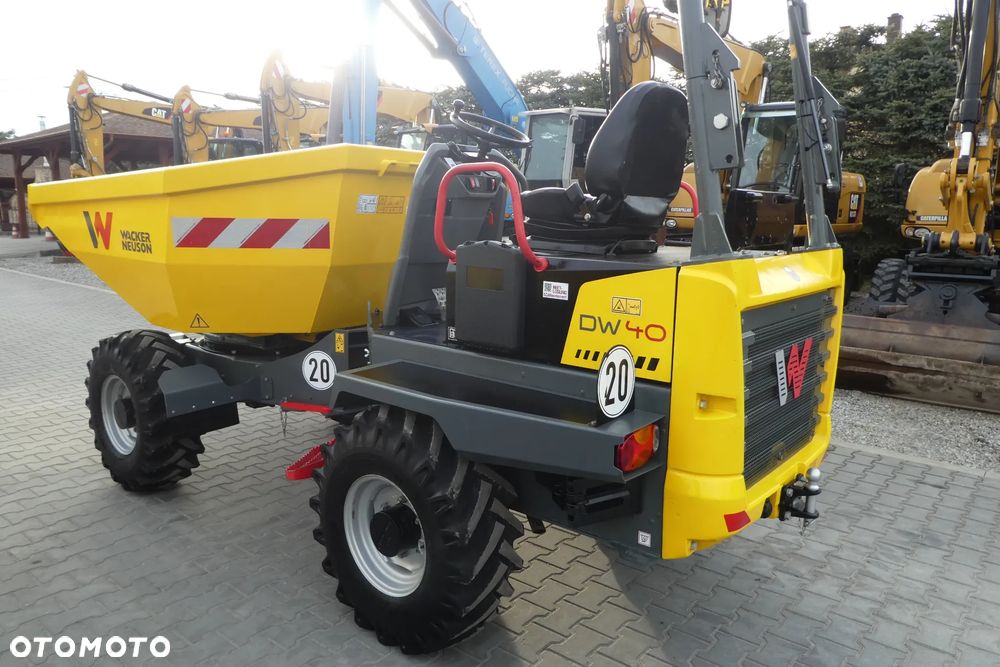 Wacker Neuson DW-30  OBROTOWY WYWROT 4x4 - 24