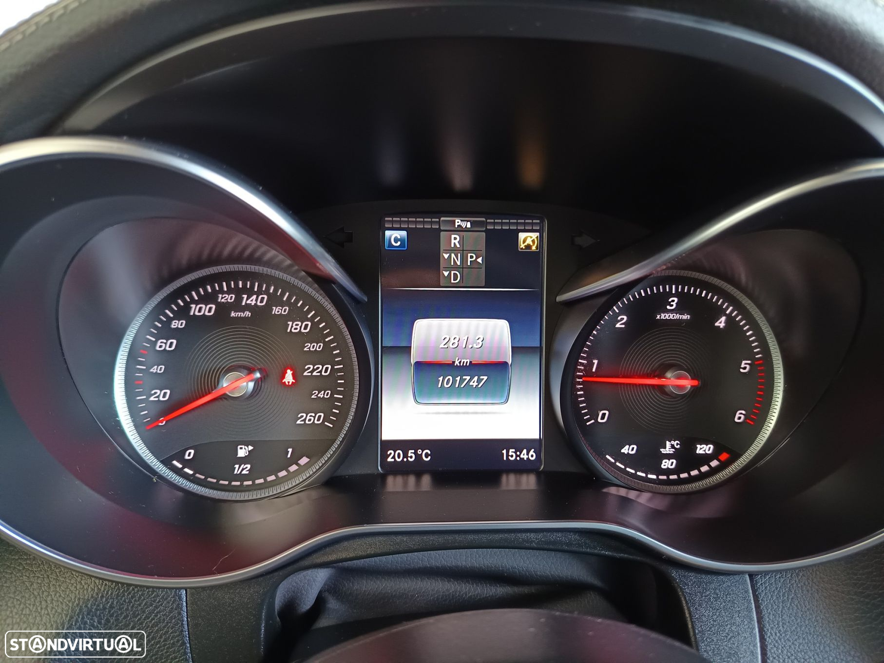 Mercedes-Benz GLC 250 d AMG Line 4-Matic - 15