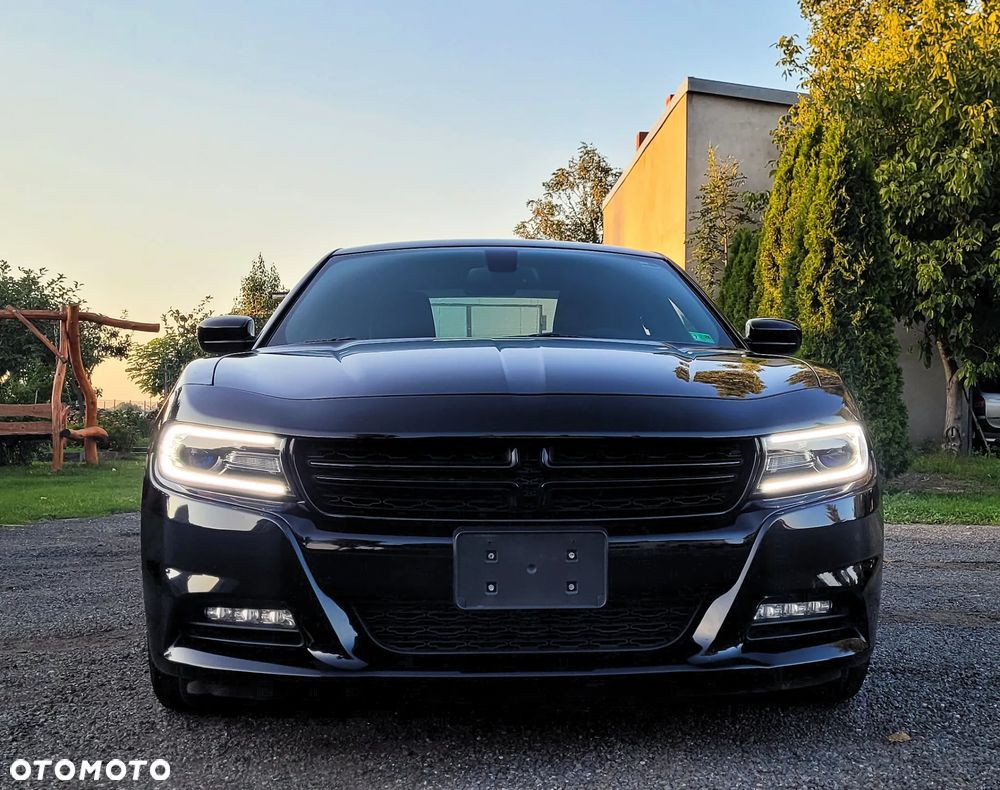 Dodge Challenger - 12