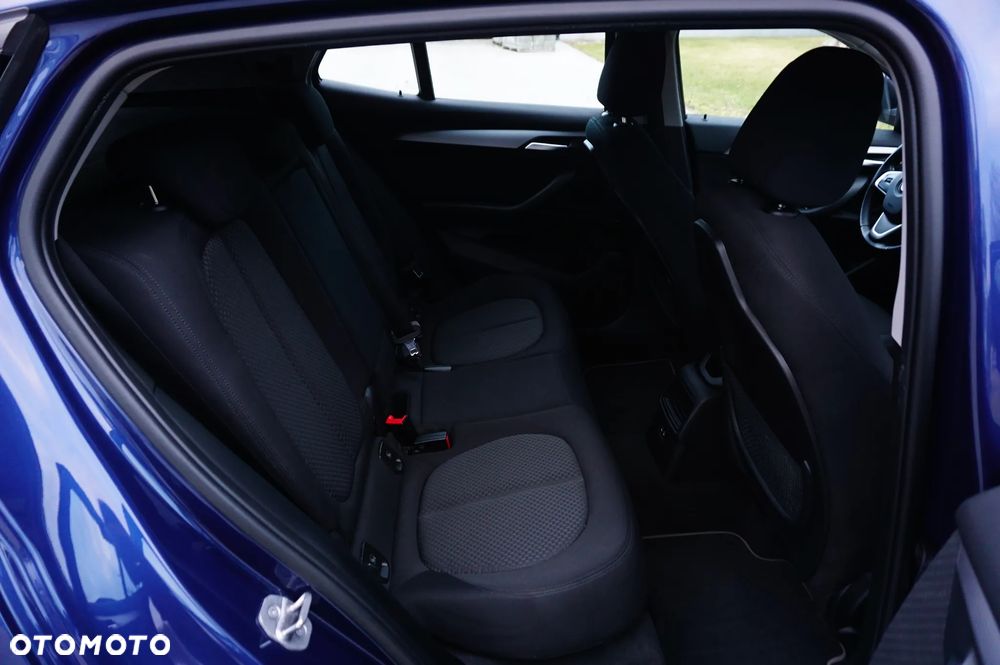 BMW X2 sDrive18i - 27