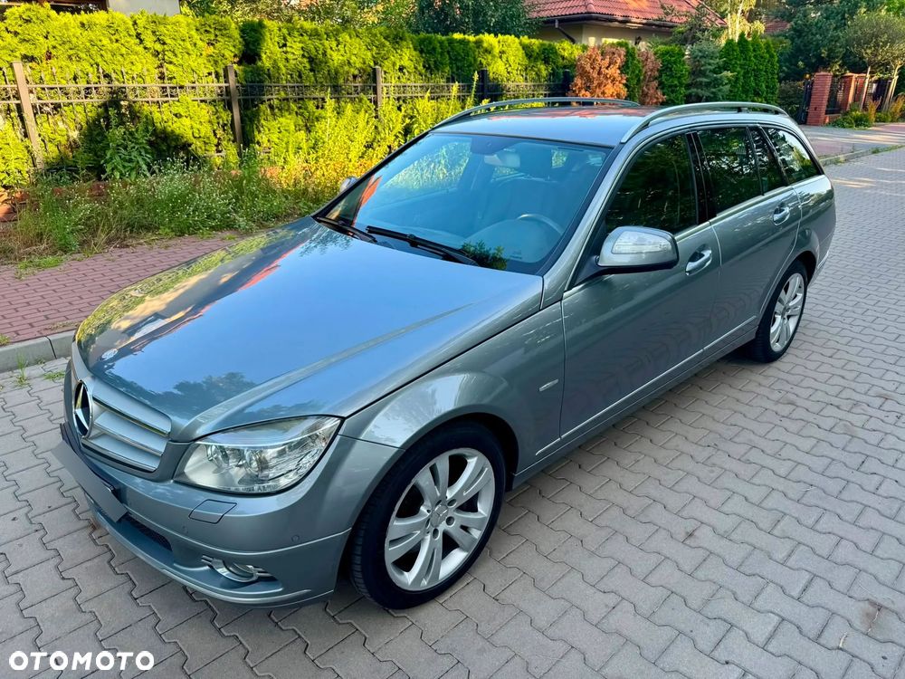 Mercedes-Benz Klasa C 320 CDI DPF 4Matic 7G-TRONIC Avantgarde - 4