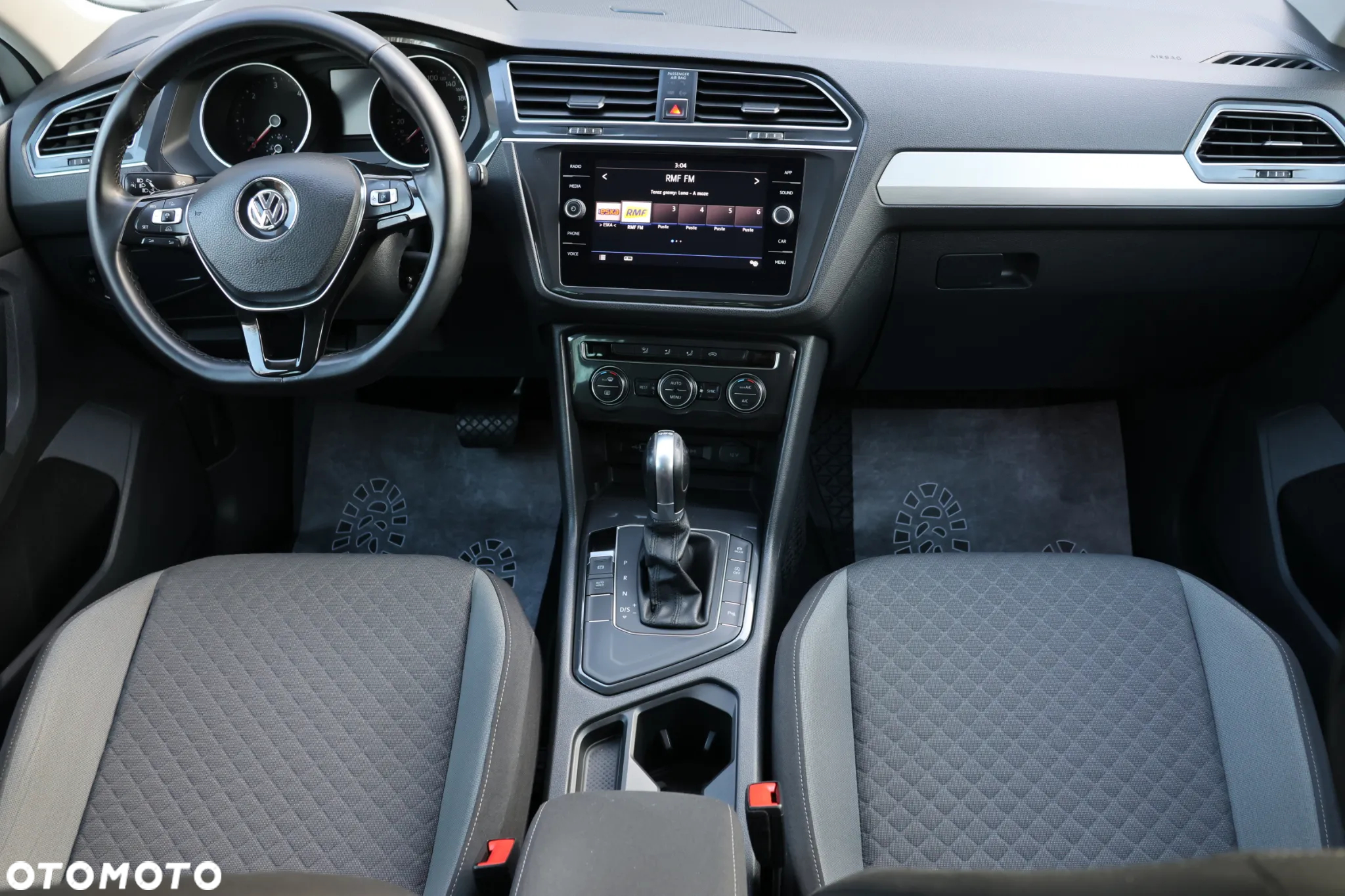 Volkswagen Tiguan 2.0 TDI SCR DSG R-Line - 17