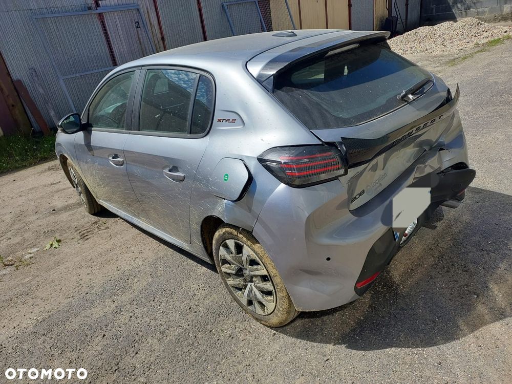 Peugeot 208 PureTech 100 Business - 3