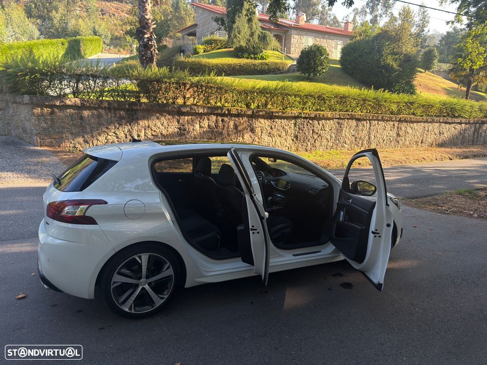 Peugeot 308 BlueHDi FAP 180 EAT8 Stop & Start GT - 19