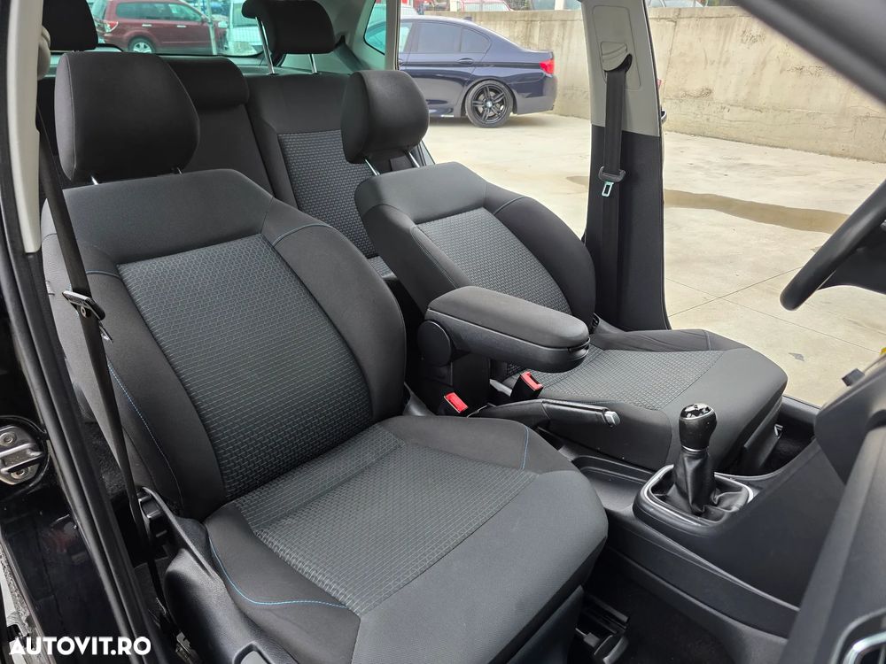 Volkswagen Polo 1.4 TDI Blue Motion Technology Lounge - 14