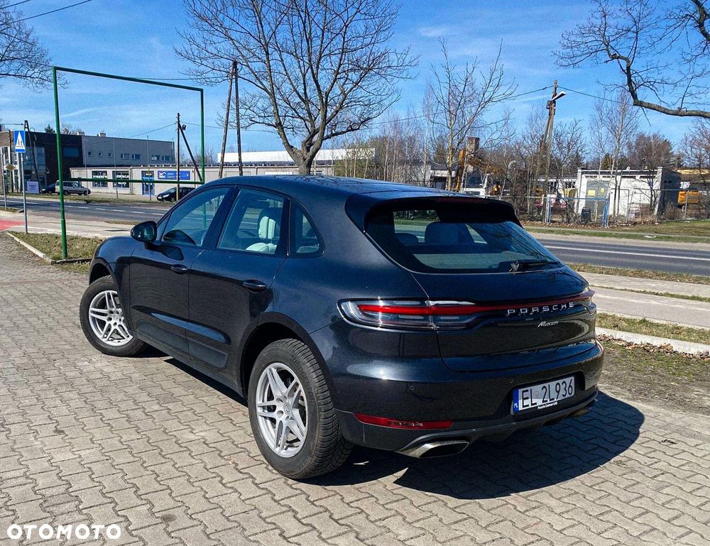 Porsche Macan - 2