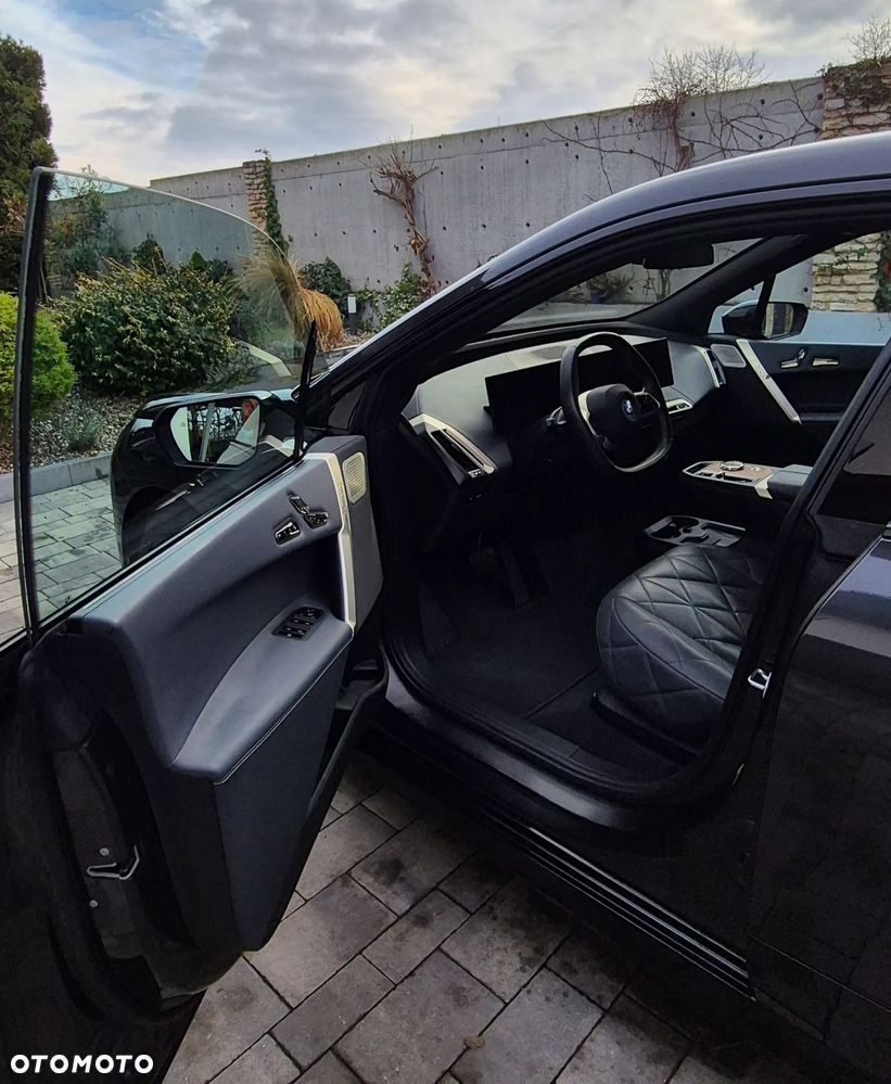 BMW iX M60 111.5kWh - 10