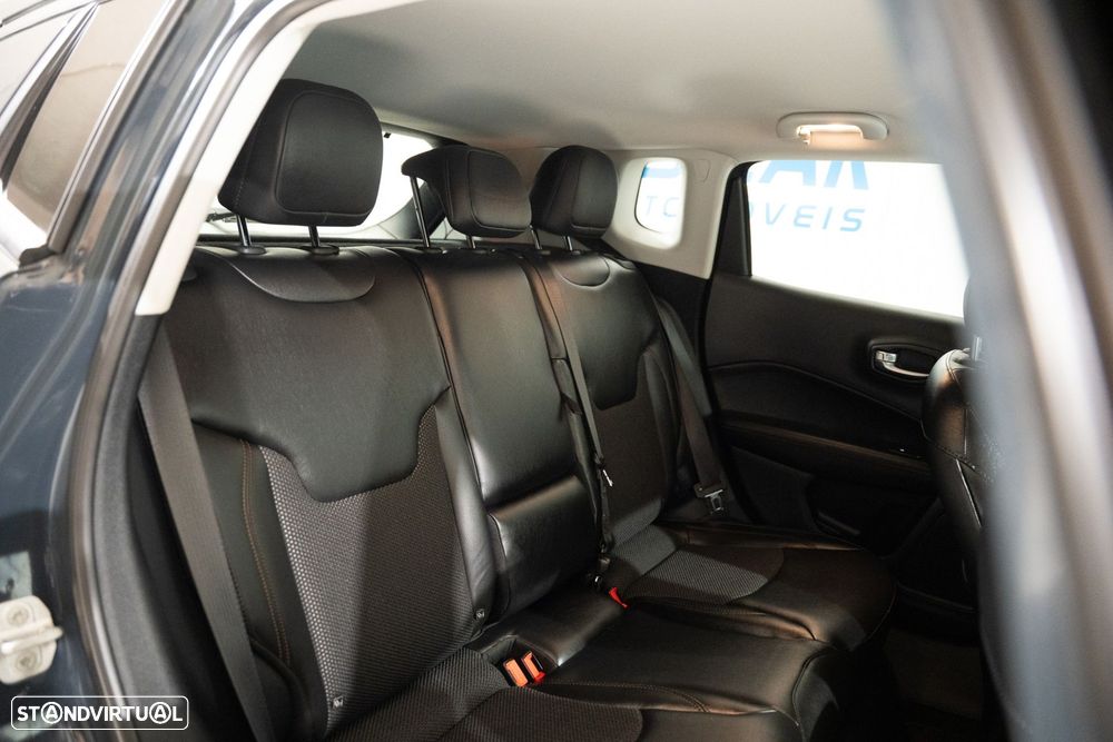 Jeep Compass 1.6 M-Jet Limited - 23