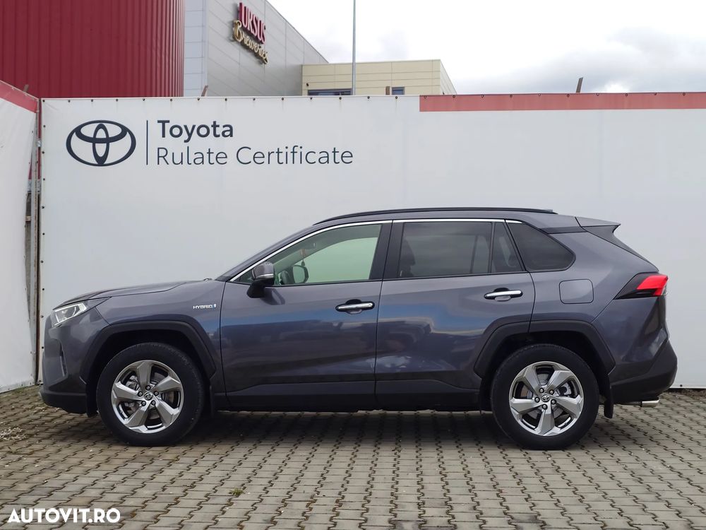 Toyota RAV4 - 5