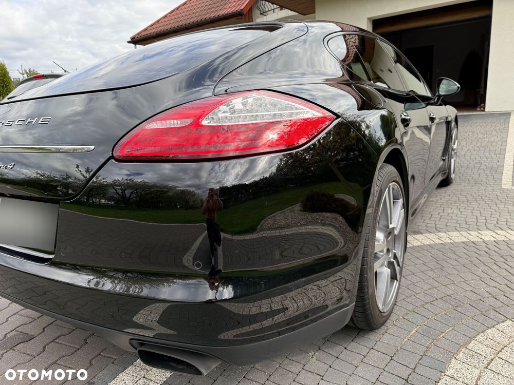 Porsche Panamera 4 PDK - 10