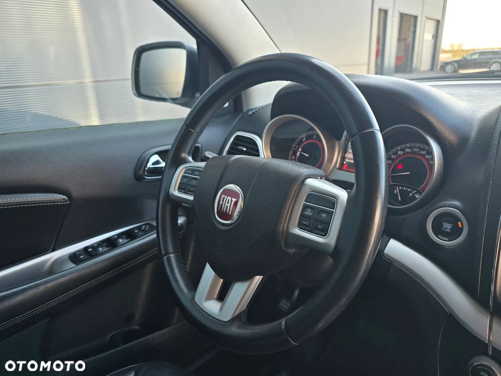 Fiat Freemont 2.0 Multijet 16V DPF Automatik Allrad Lounge - 35