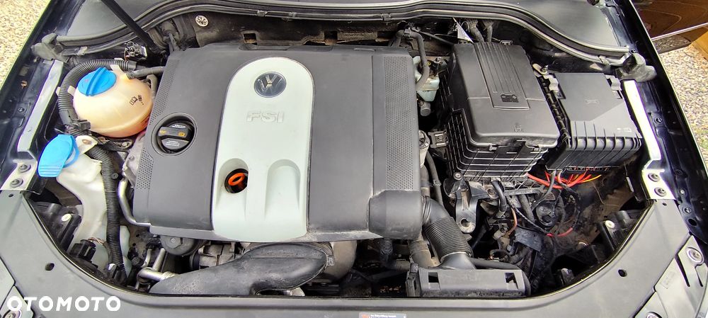 Volkswagen Passat 1.6 FSI Comfortline - 14