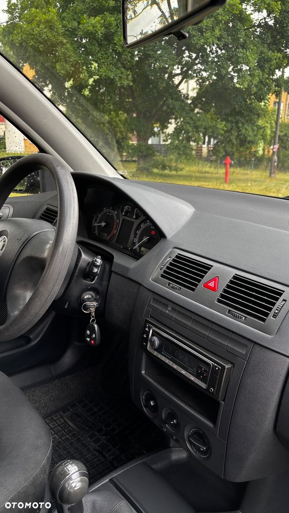 Skoda Fabia 1.2 HTP Exact - 7