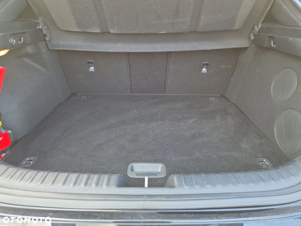 Kia XCeed 1.5 T-GDI Business Line DCT - 26