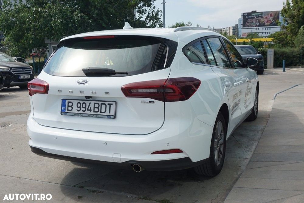 Ford Focus - 6