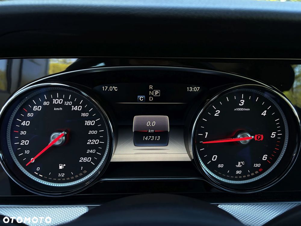 Mercedes-Benz Klasa E 220 d 9G-TRONIC - 22