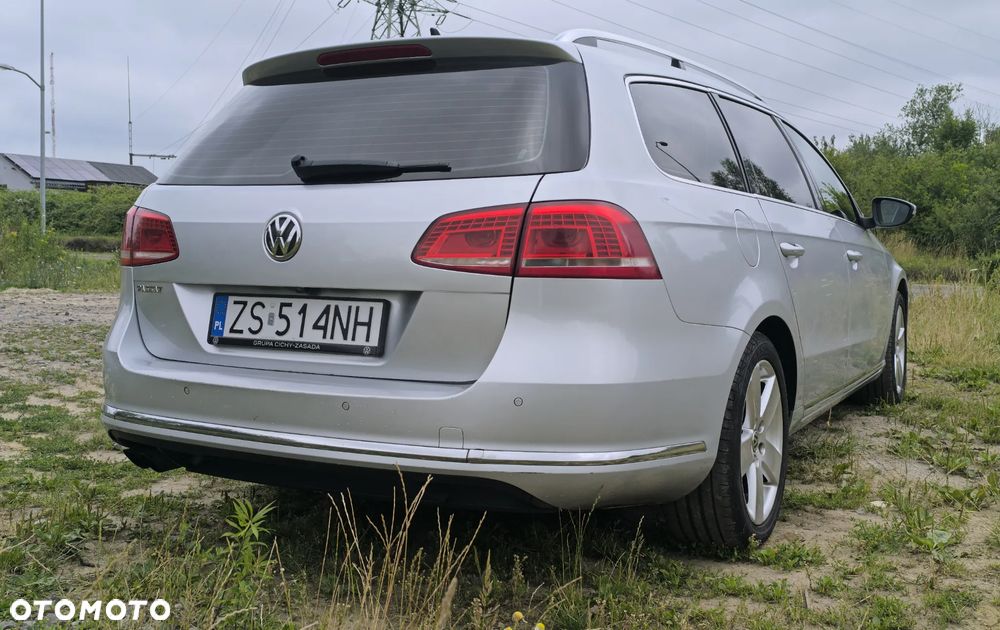 Volkswagen Passat 1.8 TSI Highline DSG - 16