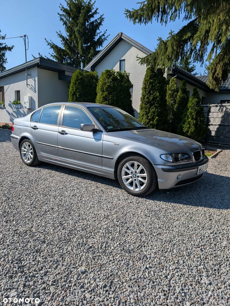BMW Seria 3 318i - 1