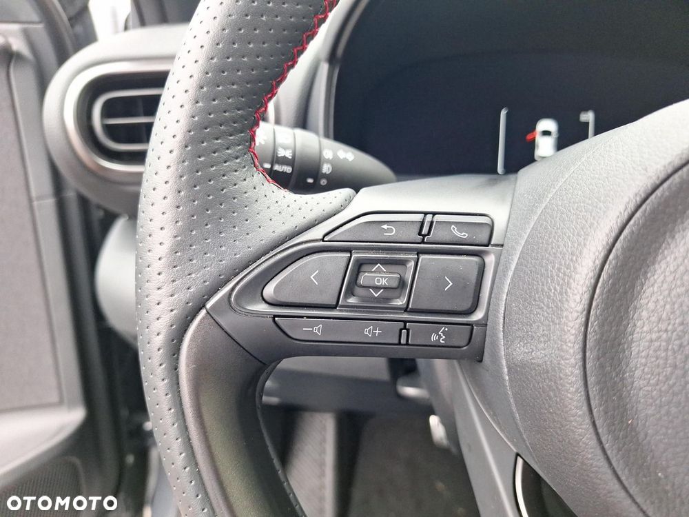 Toyota Yaris - 21