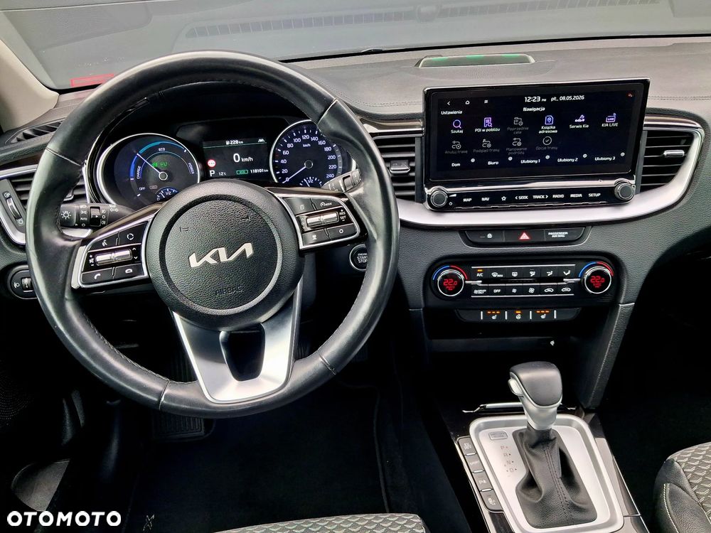 Kia XCeed - 28
