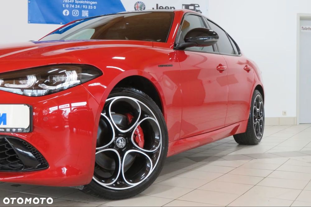 Alfa Romeo Giulia 2.0 Turbo Competizione Q4 - 4