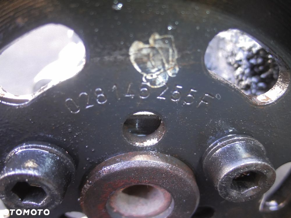 1.9TDI AUDI A4 B5 VOLKSWAGEN 4B0 POMPA WSPOMAGANIA + KOŁO PASOWE 028145255F - 2