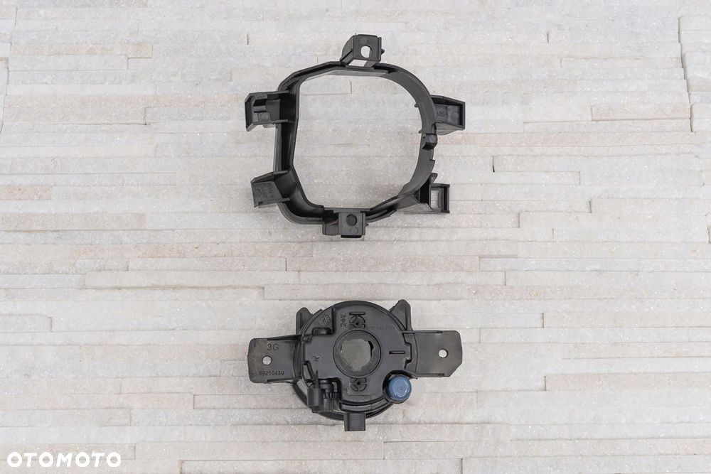 nissan navara np300 2014-2019 halogen z z mocowaniem prawy 261508994a - 8