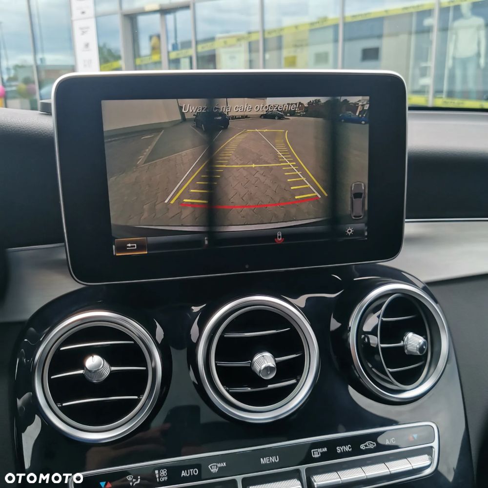 Mercedes-Benz GLC 220 d 4-Matic - 23