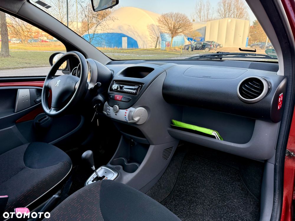 Peugeot 107 1.0 Trendy 2-Tronic - 16