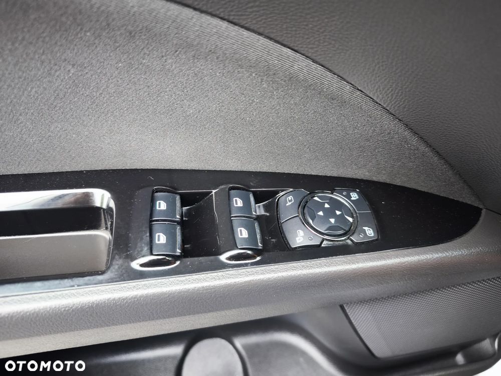 Ford Mondeo 2.0 TDCi ECOnetic Start-Stopp Titanium - 17