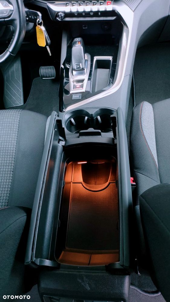Peugeot 5008 - 23