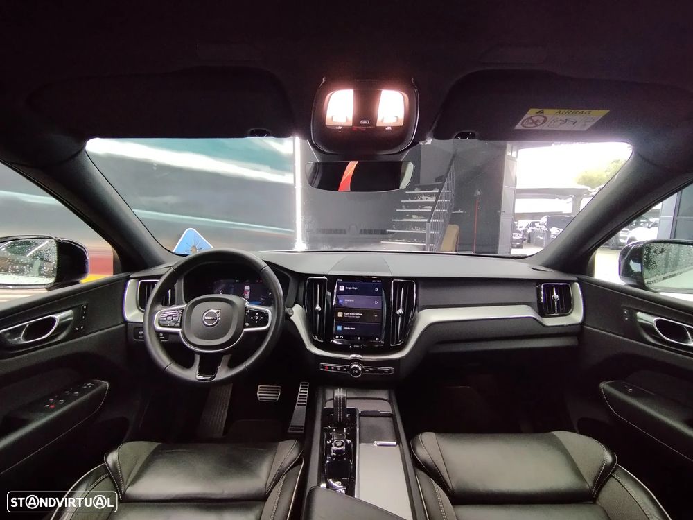 Volvo XC 60 2.0 B4 R-Design - 18
