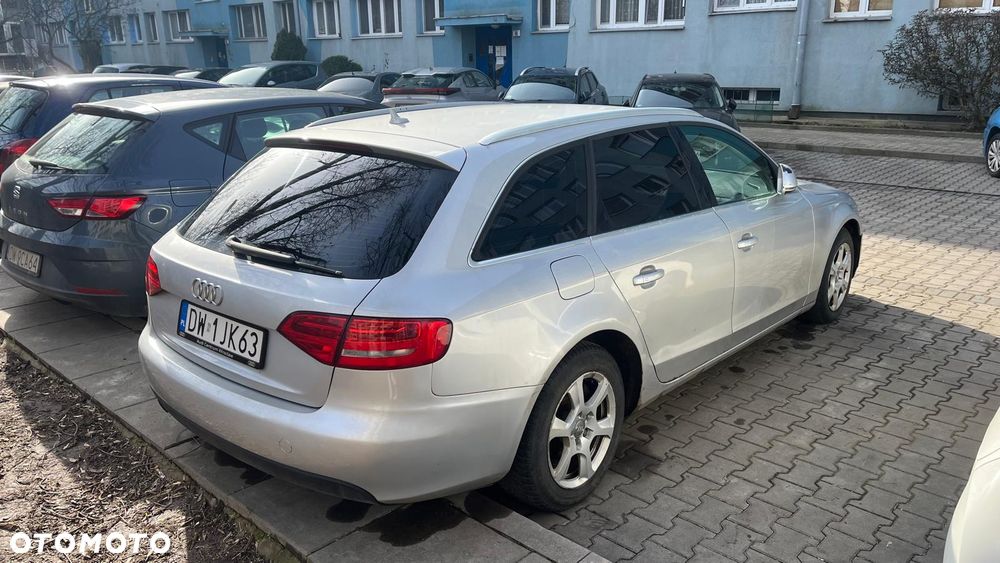Audi A4 Avant 2.0 TDI - 5