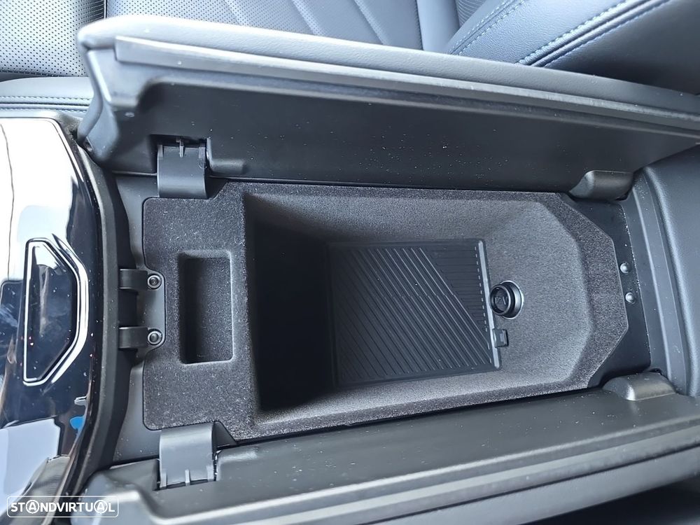 BMW 530 e Pack Desportivo M - 31