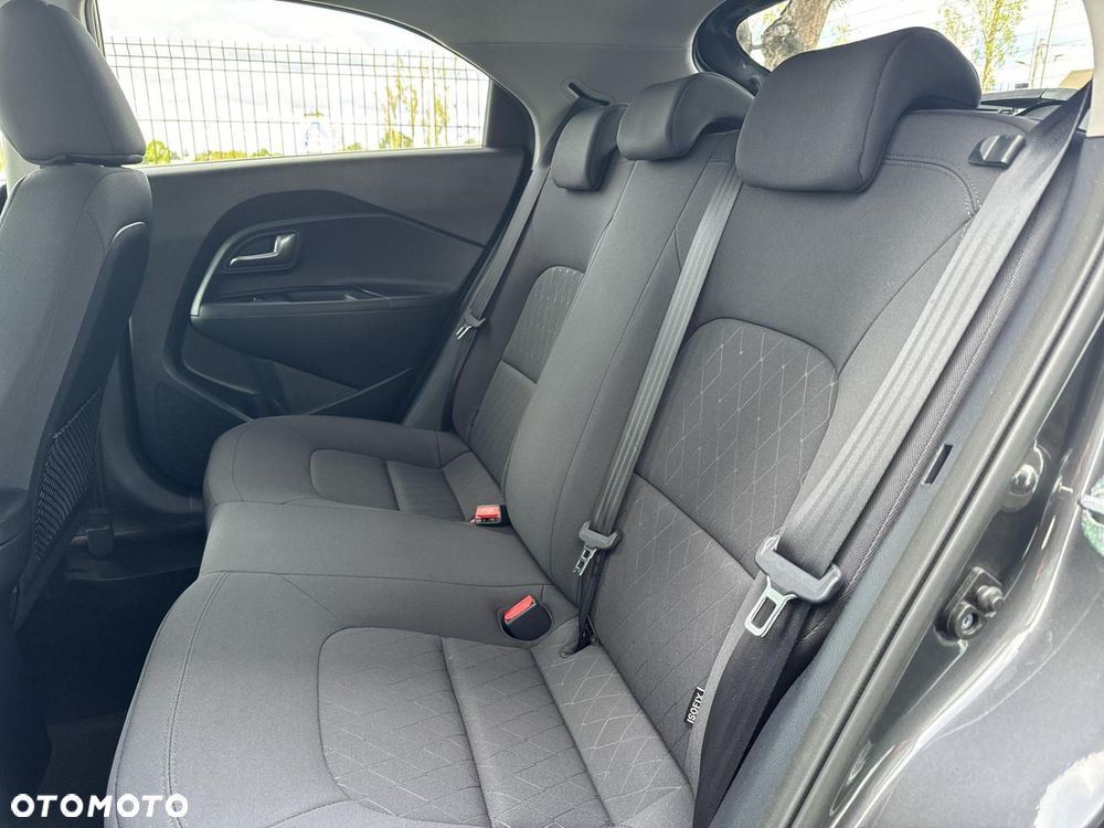 Kia Rio - 16