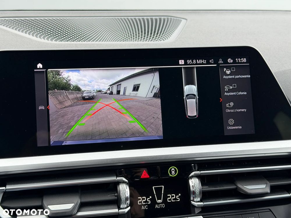 BMW Seria 3 318i - 30