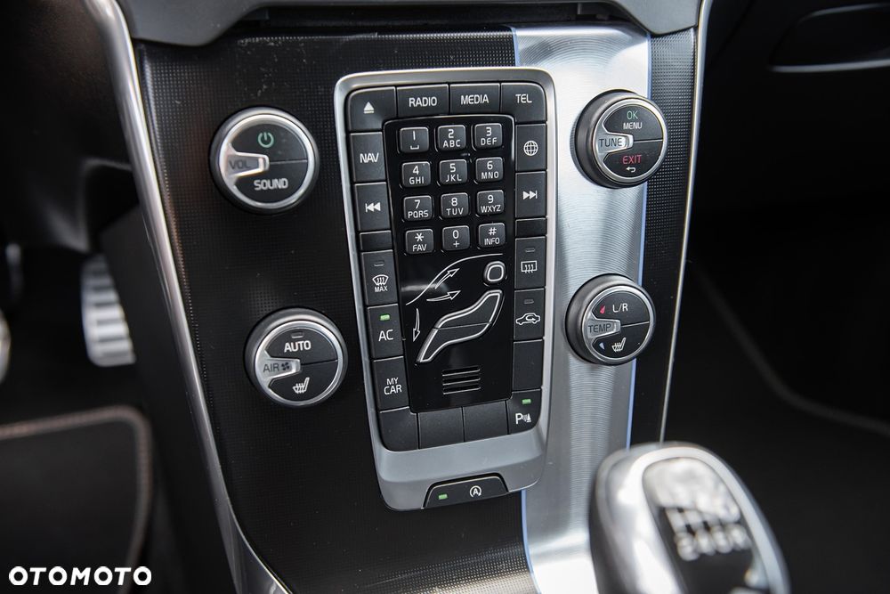 Volvo V40 D2 RDesign - 24
