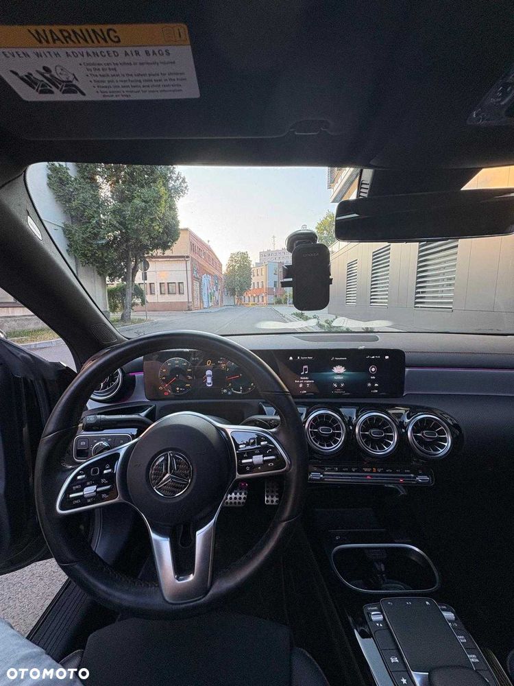 Mercedes-Benz CLA - 4