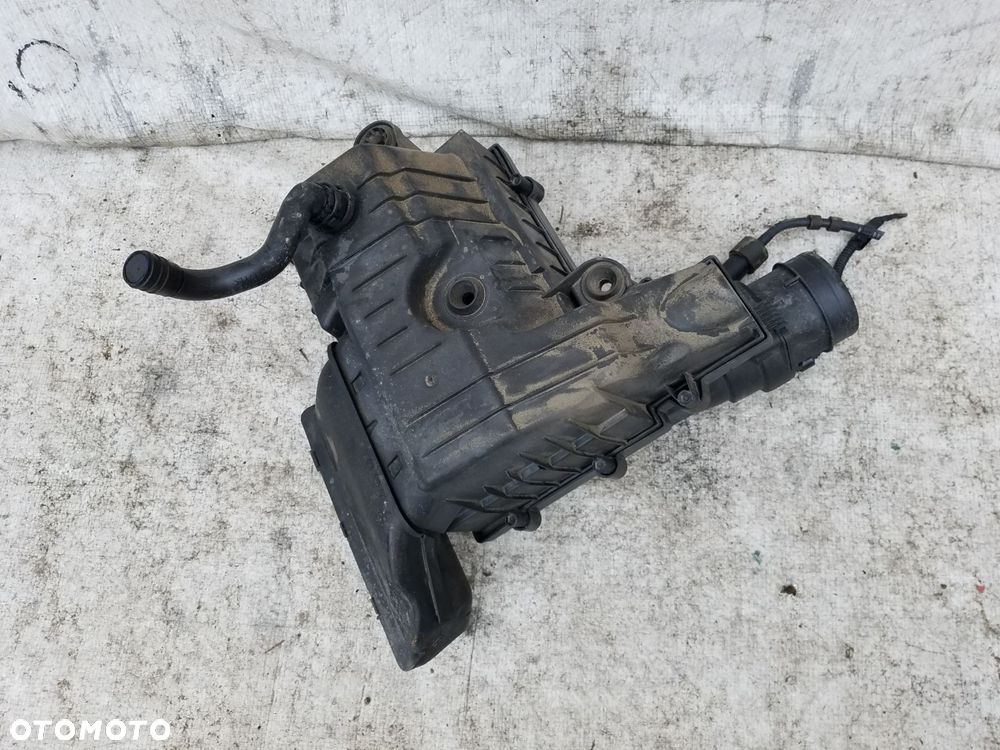 obudowa filtra powietrza audi a3 8v 2.0 tdi - 3