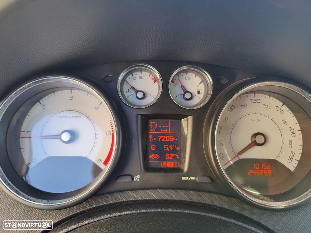 Peugeot 308 - 10