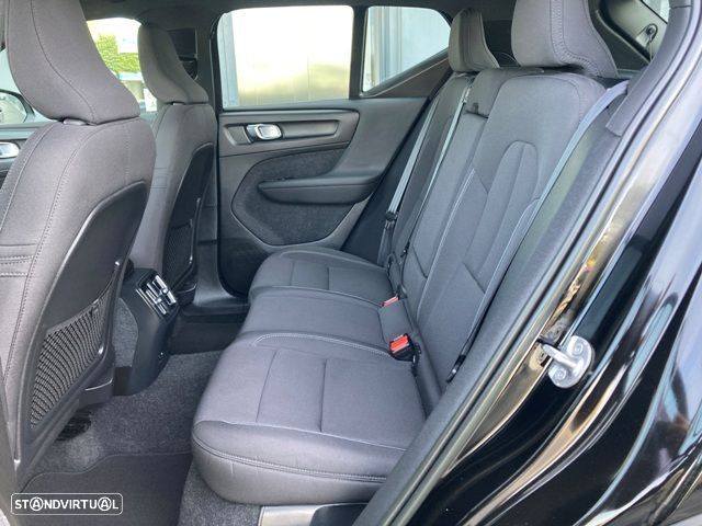 Volvo XC 40 Recharge 69 kWh Single Motor Core - 32