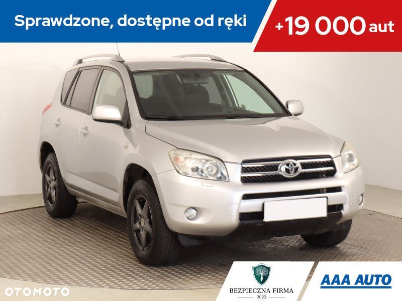 Toyota RAV4 - 2