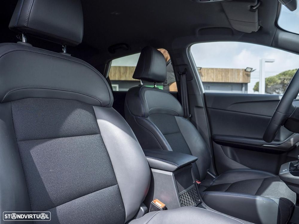 MG MG4 77 kWh Extended Range Luxury - 21