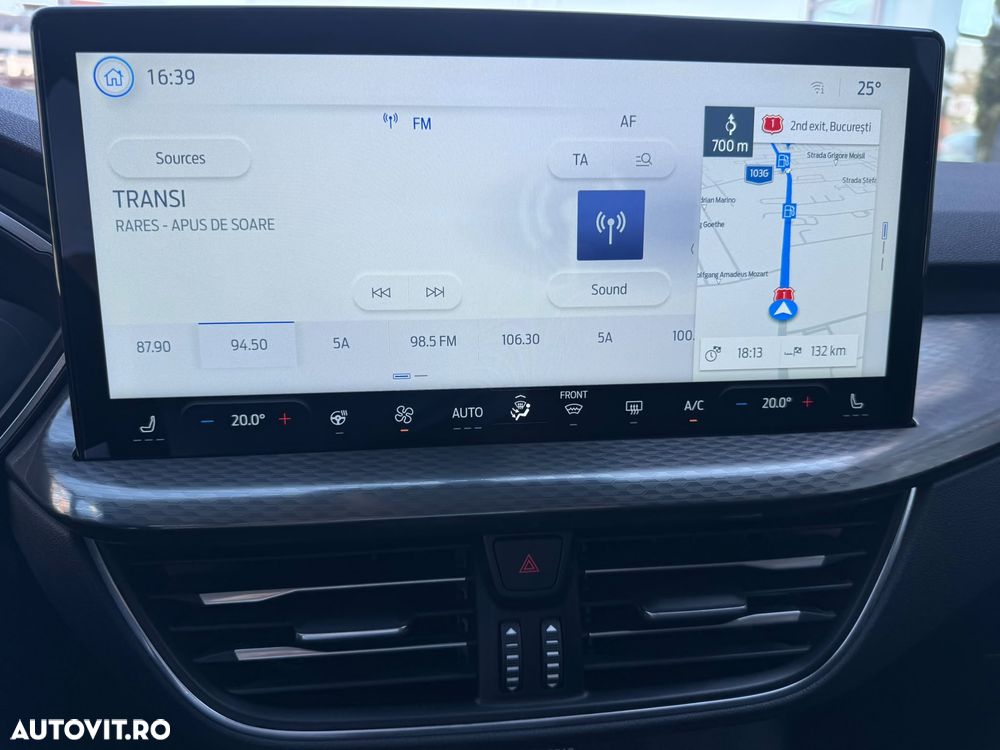 Ford Kuga 1.5 EcoBoost A8 FWD Titanium - 20