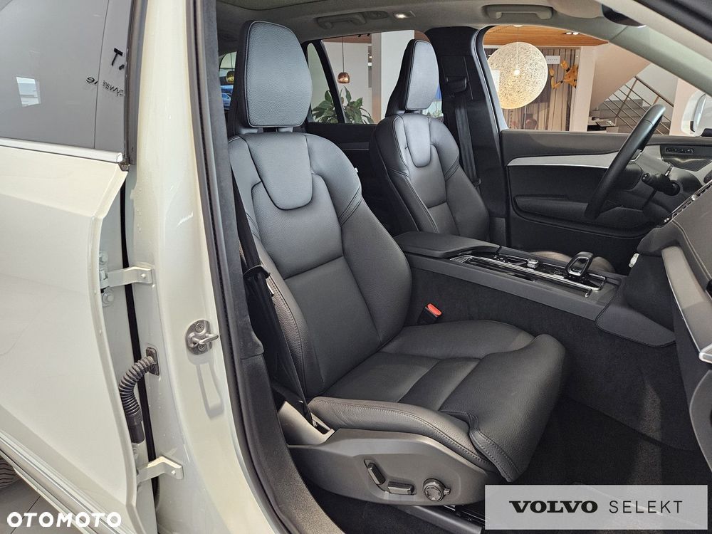 Volvo XC 90 - 26