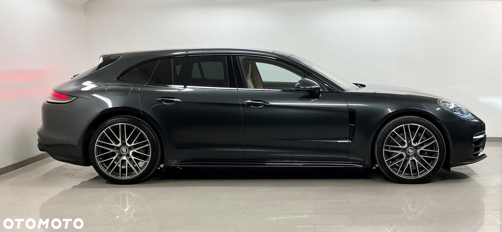 Porsche Panamera - 10